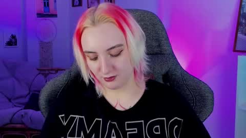 AshleyAshe  online show from 02/12/25, 11:51