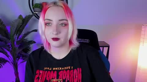 AshleyAshe  online show from 02/20/25, 02:07