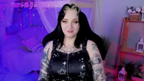 AshleyAshe  online show from 10/17/25, 11:07