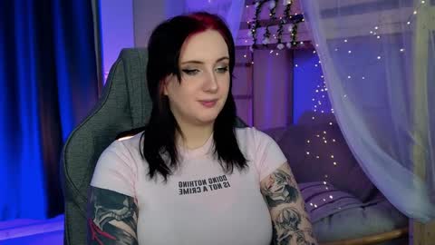 Snapshot of asheluck chatting on 04/05/26, 12:19 AshleyAshe online show from 04/05/26, 12:19