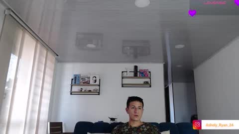 Snapshot of ashely_ryan24 chatting on 01/18/26, 10:02 Ashley And Ryan online show from 01/18/26, 10:02