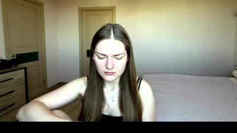 Mila online show from 05/11/26, 09:59