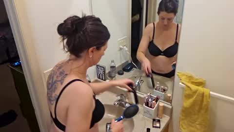 Ashelynn Grey online show from 01/01/25, 02:30