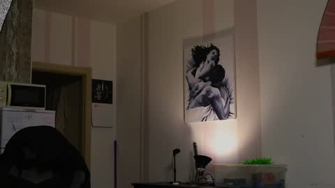 Snapshot of asher_88 chatting on 12/12/24, 02:00 Jerk Machine online show from 12/12/24, 02:00