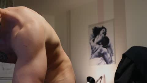 Snapshot of asher_88 chatting on 12/14/24, 05:25 Jerk Machine online show from 12/14/24, 05:25