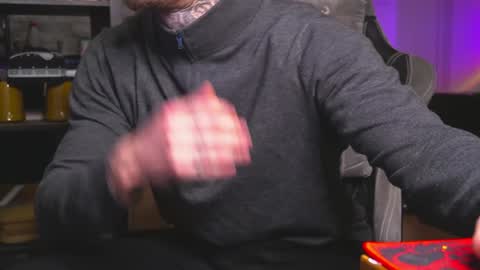 Snapshot of asher_88 chatting on 01/20/25, 02:14 Jerk Machine online show from 01/20/25, 02:14