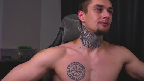 Snapshot of asher_88 chatting on 01/29/25, 01:27 Jerk Machine online show from 01/29/25, 01:27