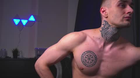 Snapshot of asher_88 chatting on 02/12/25, 06:30 Jerk Machine online show from 02/12/25, 06:30