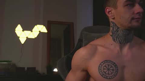 Snapshot of asher_88 chatting on 03/03/25, 11:55 Jerk Machine online show from 03/03/25, 11:55