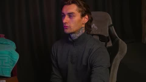 Snapshot of asher_88 chatting on 10/25/25, 11:51 Jerk Machine online show from 10/25/25, 11:51