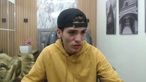 Snapshot of asher_costa chatting on 04/01/26, 11:35 Asher Costa online show from 04/01/26, 11:35