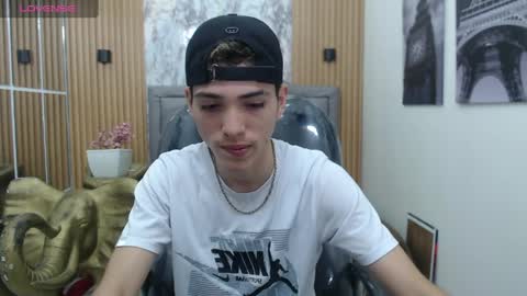 Snapshot of asher_costa chatting on 04/04/26, 10:29 Asher Costa online show from 04/04/26, 10:29