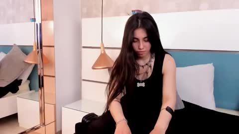 Snapshot of ashkoreh chatting on 10/18/25, 08:53 Ashkoreh online show from 10/18/25, 08:53