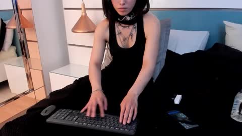 Snapshot of ashkoreh chatting on 11/19/25, 07:14 Ashkoreh online show from 11/19/25, 07:14