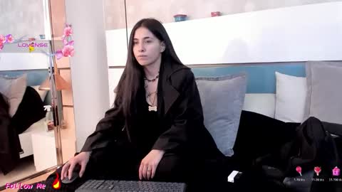 Snapshot of ashkoreh chatting on 12/14/25, 07:07 Ashkoreh online show from 12/14/25, 07:07