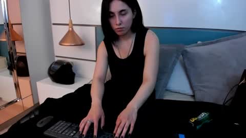 Ashkoreh online show from 07/10/26, 08:44