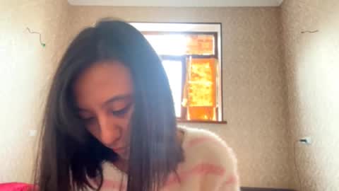 Astrid online show from 10/26/25, 06:08