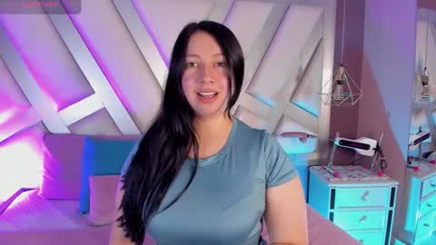 Snapshot of ashleey_bell_ chatting on 04/20/26, 12:41 Ashley online show from 04/20/26, 12:41