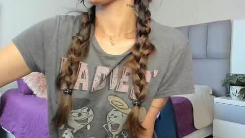 Carolina  online show from 12/30/24, 10:01