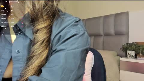 Carolina  online show from 02/22/25, 01:55