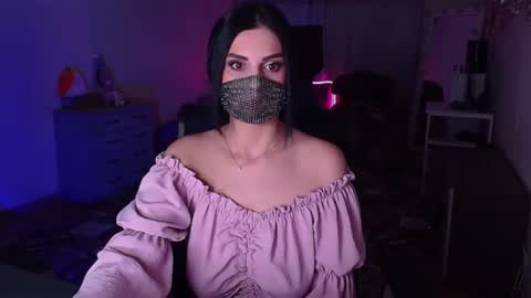   Yasmina   online show from 12/04/24, 02:42