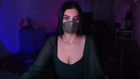   Yasmina   online show from 12/10/24, 04:13