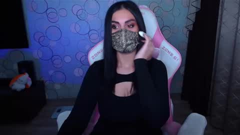   Yasmina   online show from 09/28/25, 02:50