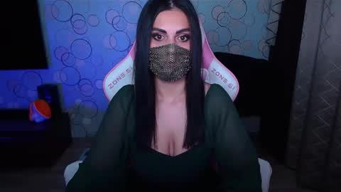   Yasmina   online show from 10/04/25, 05:05