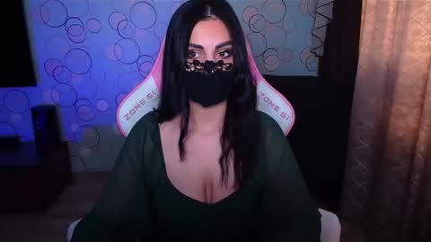   Yasmina   online show from 11/13/25, 05:06