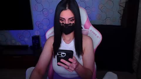   Yasmina   online show from 02/09/26, 03:54