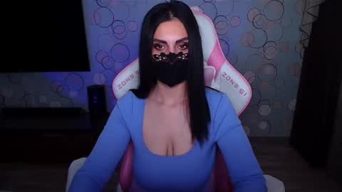   Yasmina   online show from 03/10/26, 03:44