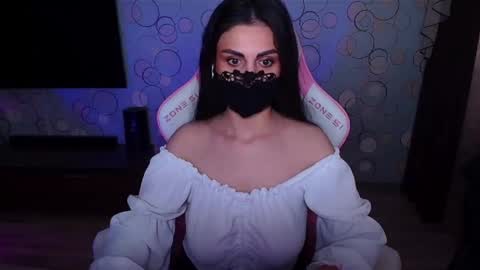   Yasmina   online show from 04/17/26, 05:10