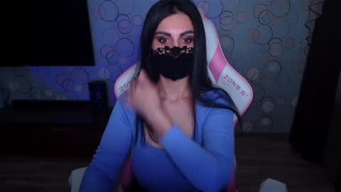 Snapshot of ashley__cooper__ chatting on 07/11/26, 05:54 Yasmina online show from 07/11/26, 05:54