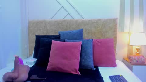 ashley online show from 11/03/25, 02:40