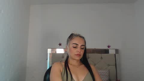 ashley__tylor online show from 01/14/25, 06:13