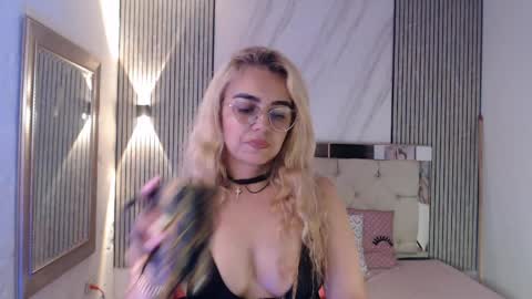 ashley__tylor online show from 03/31/26, 01:29