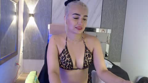 Snapshot of ashley__tylor chatting on 07/09/26, 03:49 ashley__tylor online show from 07/09/26, 03:49
