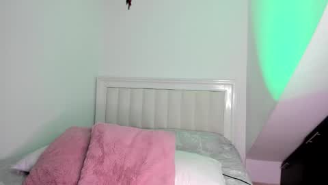 ashley_blair online show from 12/15/25, 08:57