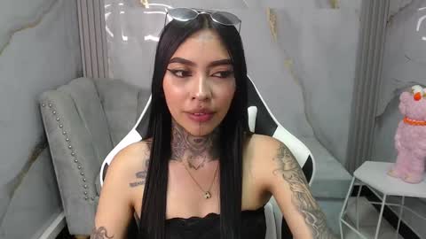 ashley_blum_v online show from 10/02/25, 08:16