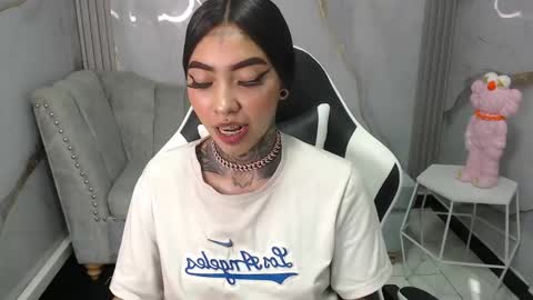ashley_blum_v online show from 10/07/25, 08:17