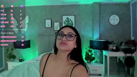 Ashleyy online show from 03/04/25, 05:34