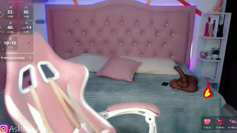 Ashley online show from 10/31/25, 10:22