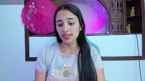 Snapshot of ashley_fresita chatting on 03/04/25, 02:06 ASHLEY online show from 03/04/25, 02:06