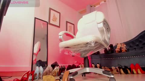 ashley_leon_ online show from 01/09/25, 04:17