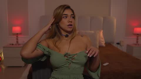 Snapshot of ashley_ospino chatting on 01/16/26, 12:14 Ashley online show from 01/16/26, 12:14