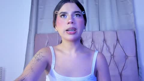 Snapshot of ashley_piinkk chatting on 02/02/25, 04:59 Ashley online show from 02/02/25, 04:59