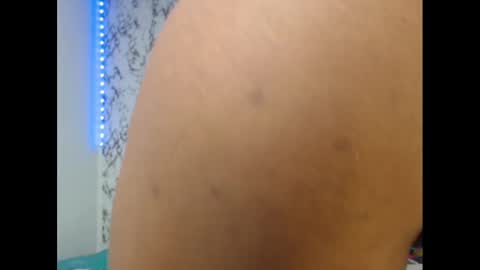 Ashley online show from 02/05/25, 07:10