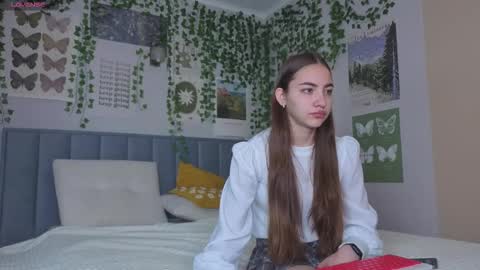 Ashle online show from 09/17/25, 05:09