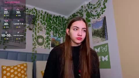 Ashle online show from 10/14/25, 04:13