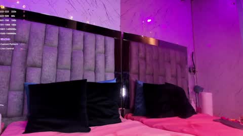 Ashley online show from 01/06/25, 01:53